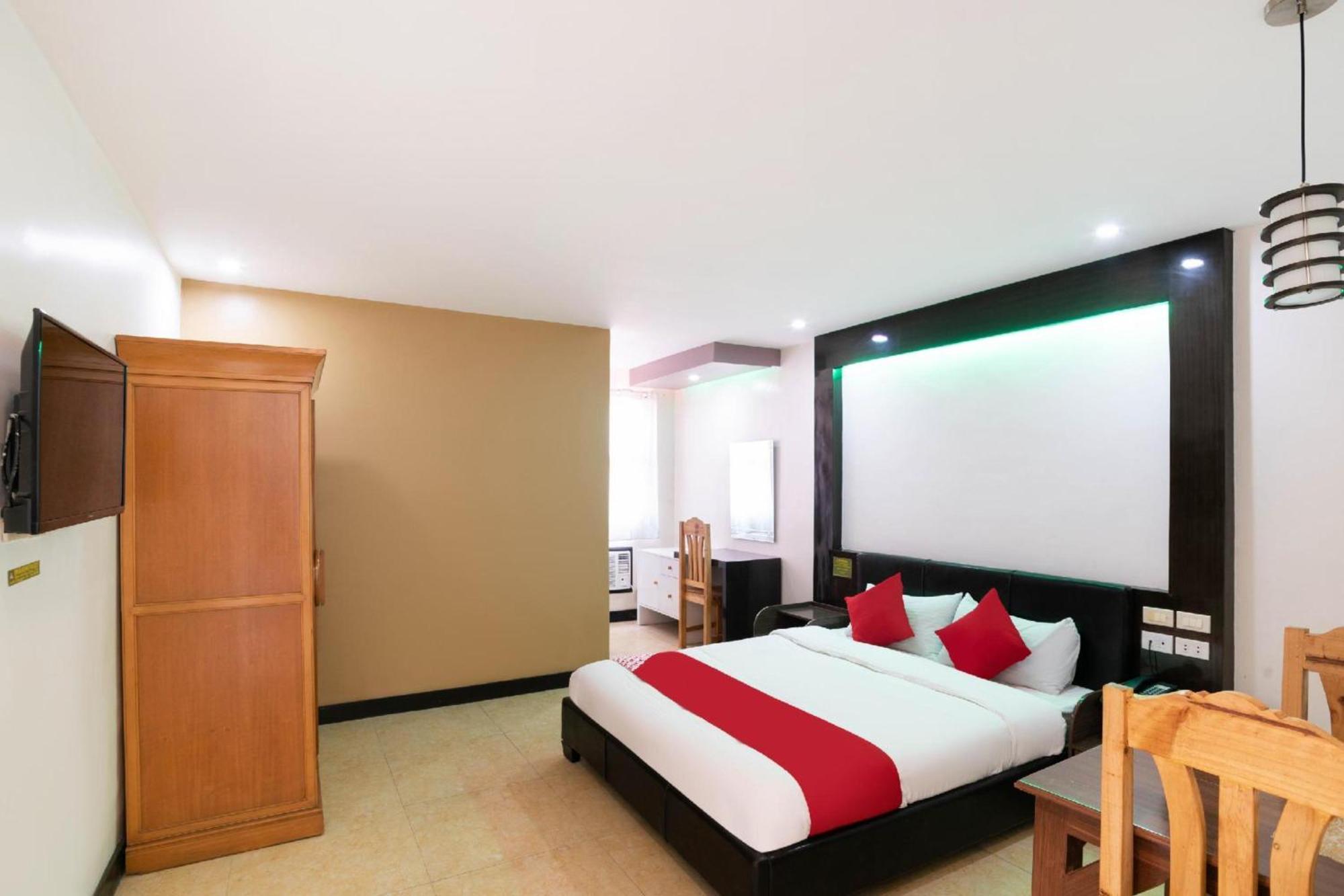 โอโย 195 แรนช์โอเทล บินัน Hotel Binan ภายนอก รูปภาพ